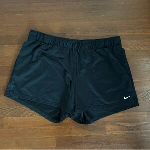Nike Women’s Athletic Shorts Size XL
